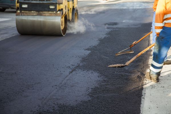 Asphalt Road Repair in Sacramento