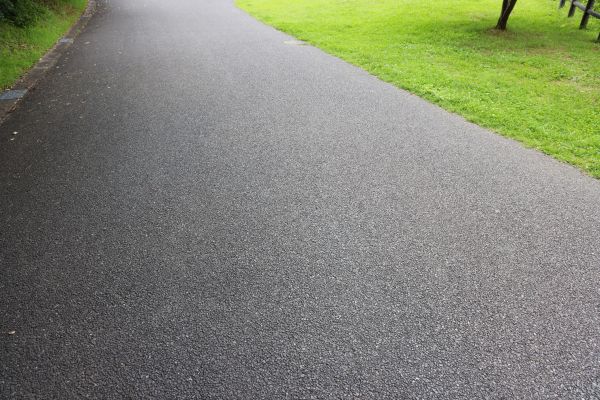 Cost of Tar And Chip Driveway Paving in Sacramento